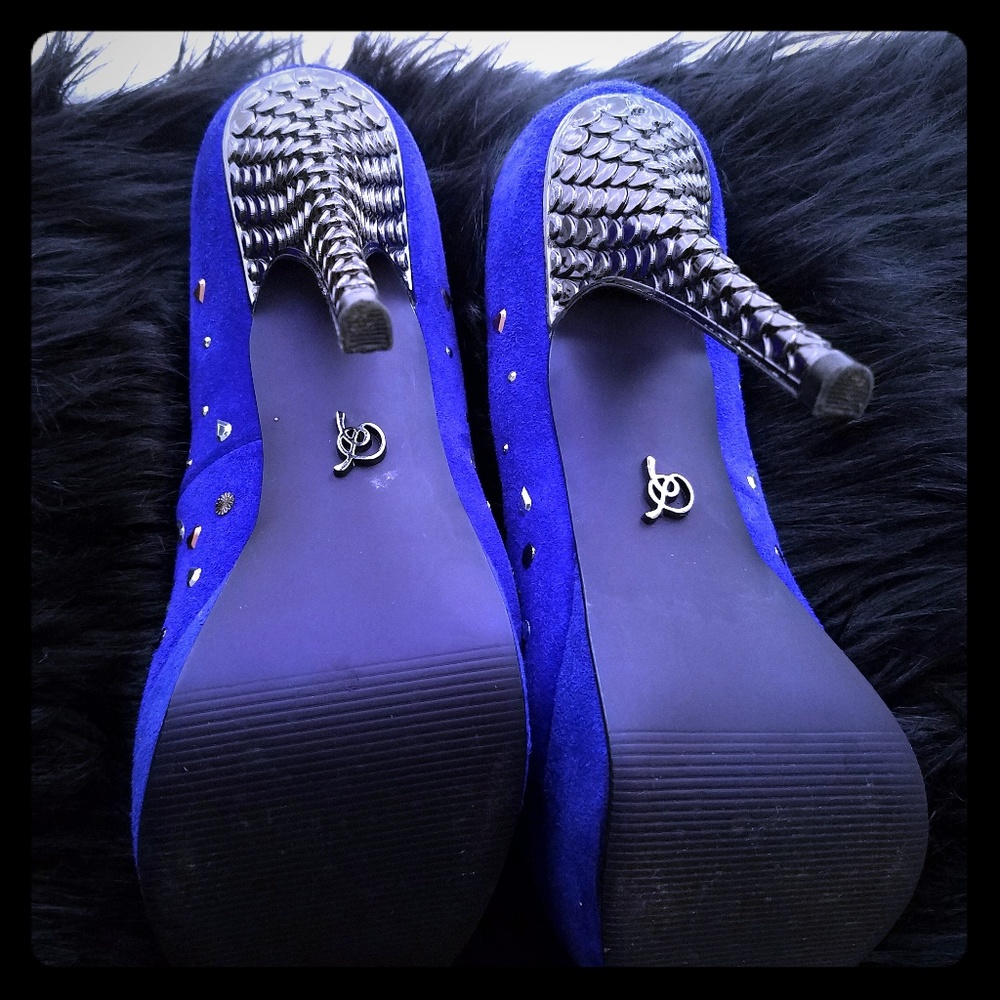 Suede shoes